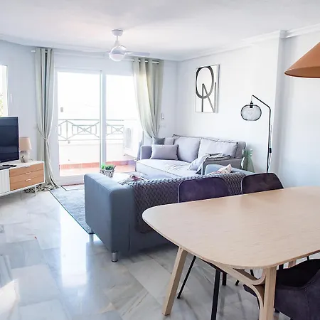 Avenida Masnou * Κάλπε